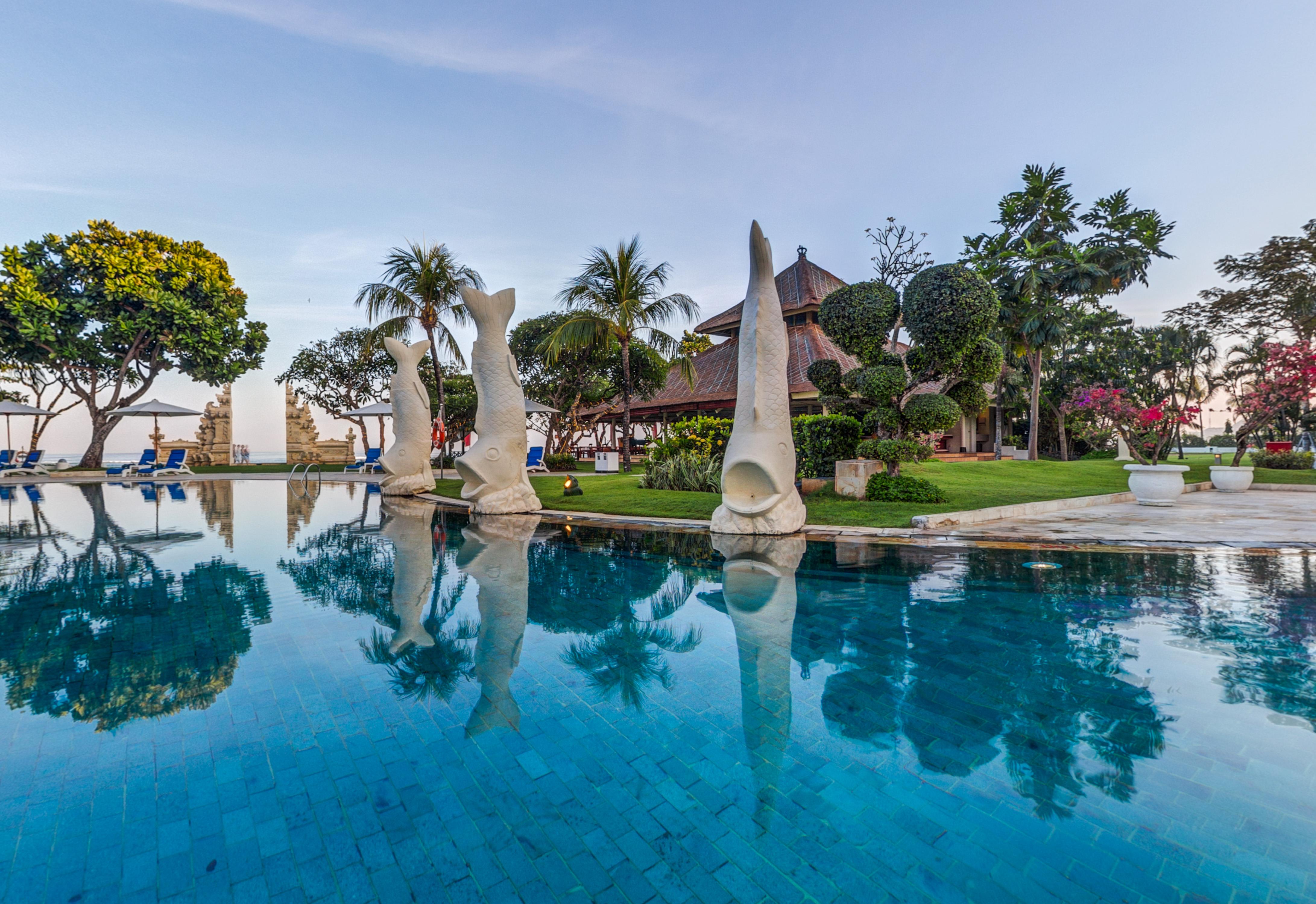 فندق ديسكفري كارتيكا بلازا كوتا المظهر الخارجي الصورة The swimming pool at the resort