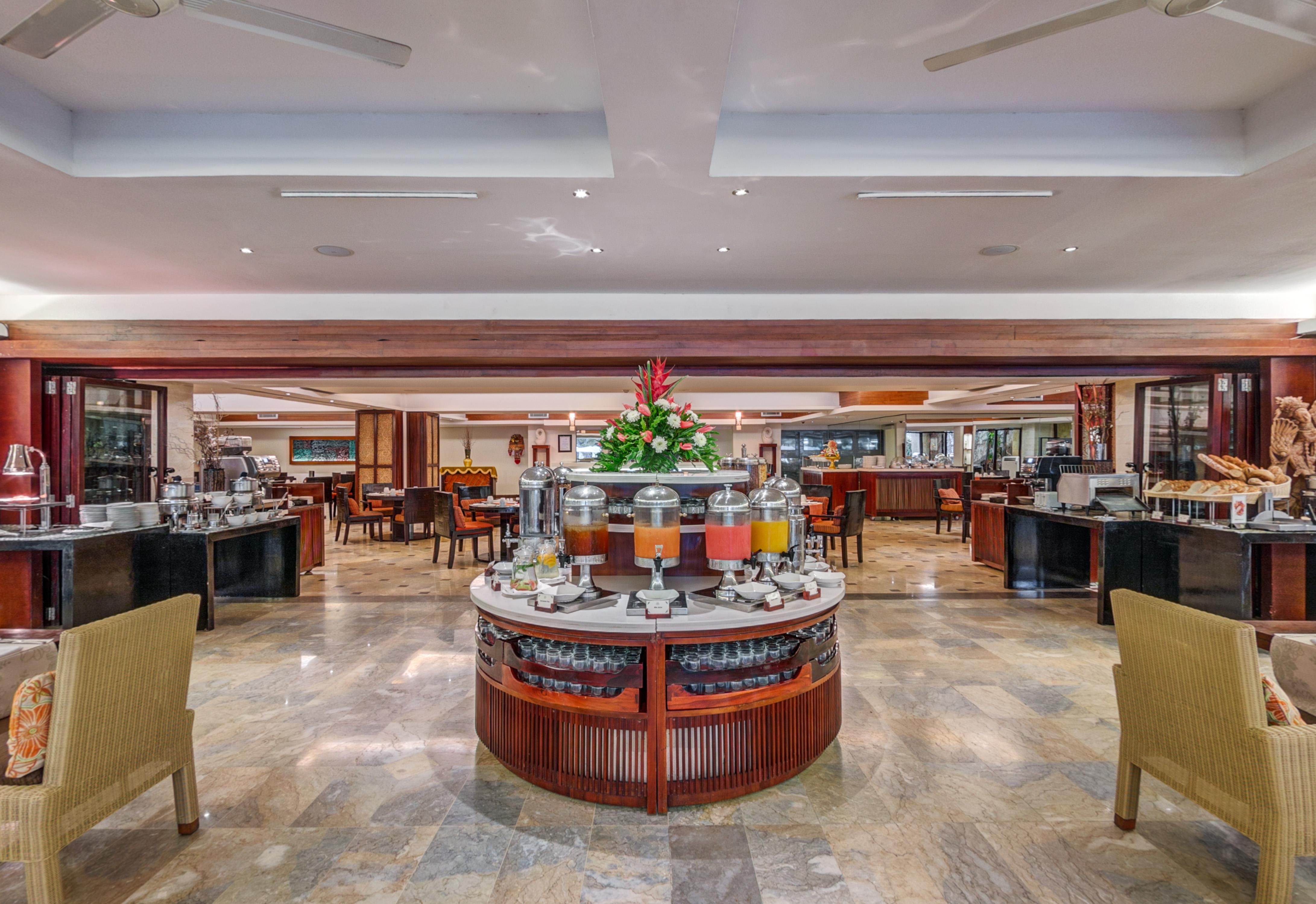 فندق ديسكفري كارتيكا بلازا كوتا المظهر الخارجي الصورة The restaurant at the hotel