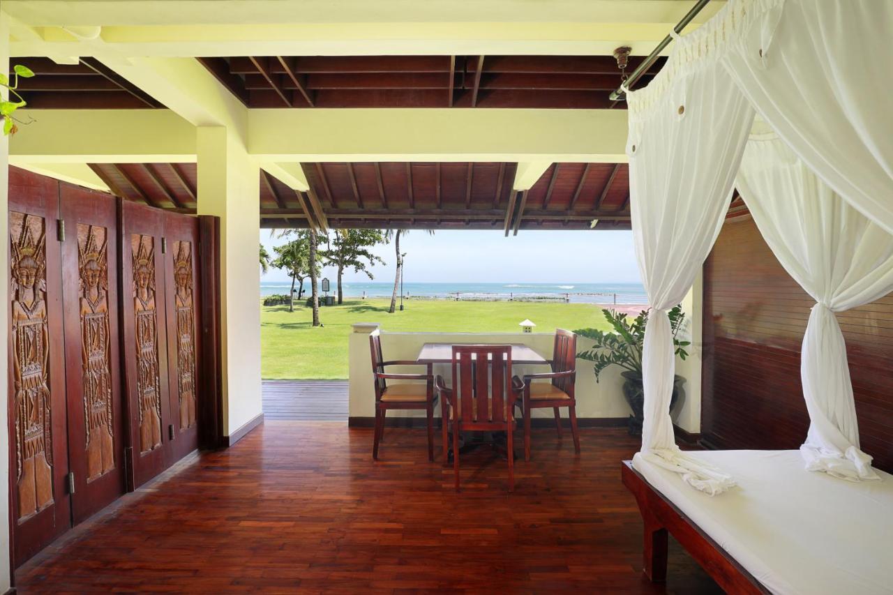 فندق ديسكفري كارتيكا بلازا كوتا المظهر الخارجي الصورة A view of the beach from a suite at the resort